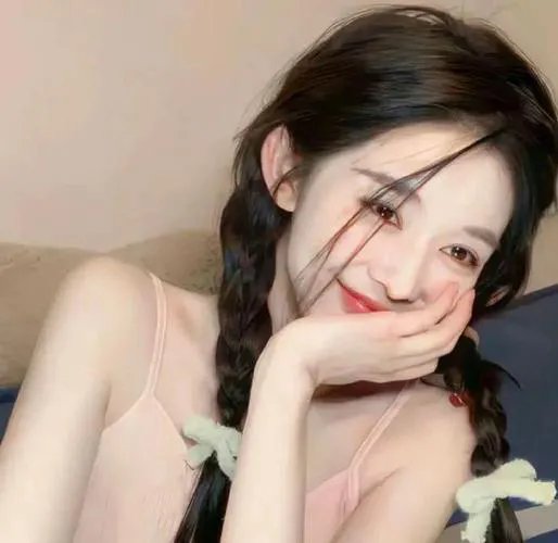 明洞春晓 海报